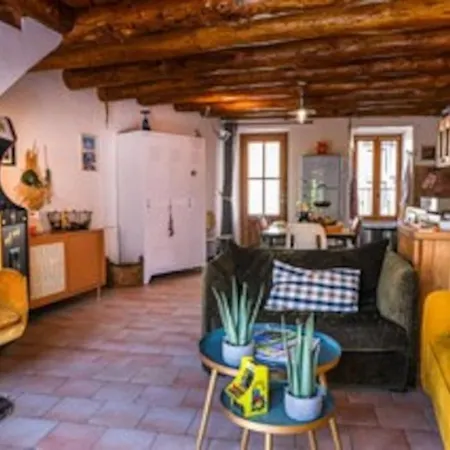 Bienvenu « chez Nous », De Charme Feriehus *